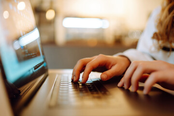 【奥迪a83.0t四座2012,奥迪a82012款4座豪华型使用感受】